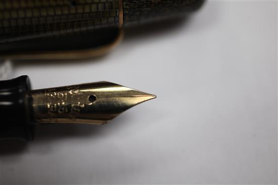 A Pelikan lizard effect 101N fountain pen 4.75in.